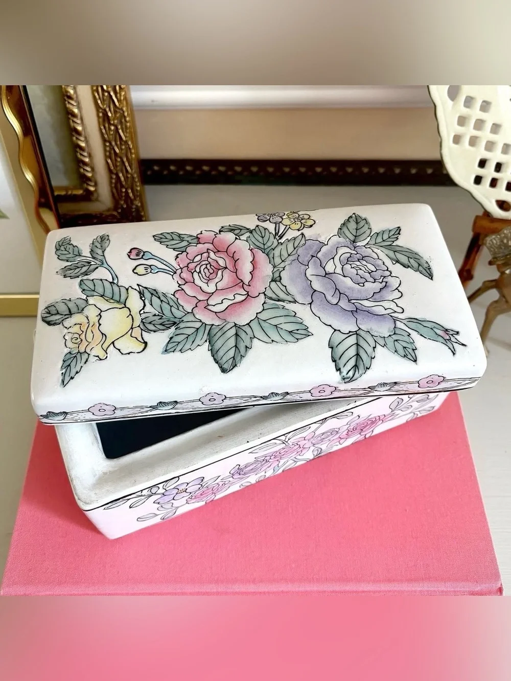 Vintage dresser box